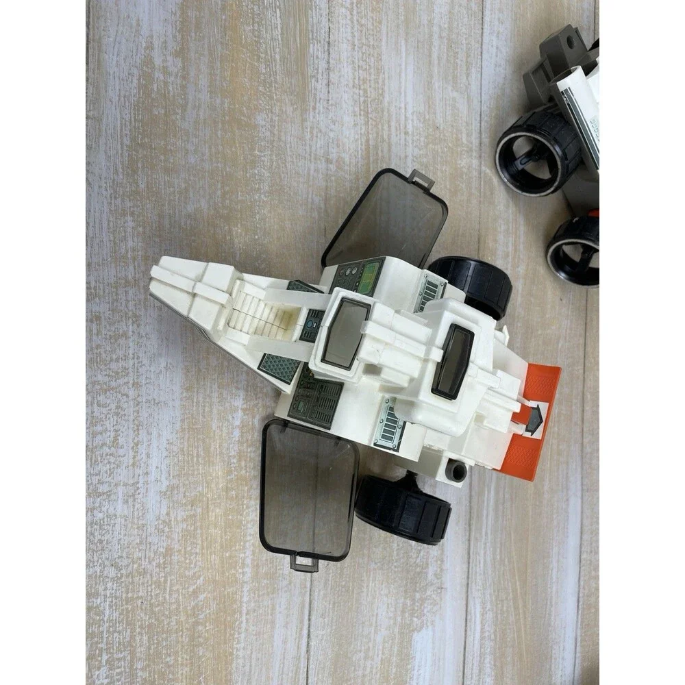 1983 Fisher-Price Adventure Alpha Star Space Vehicle Works *read